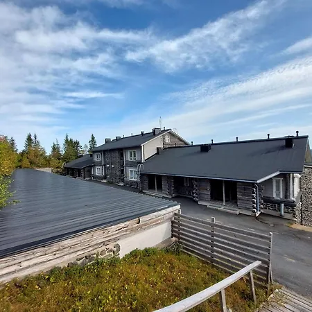 Panorama Apartment *